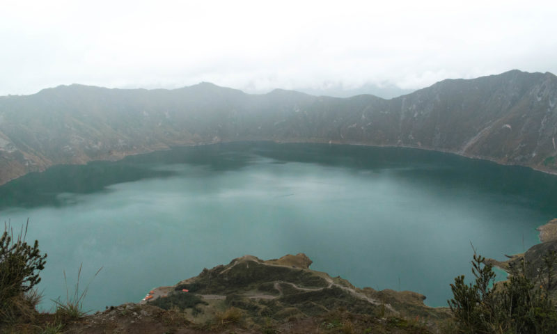 Jezero Quilotoa v Andách